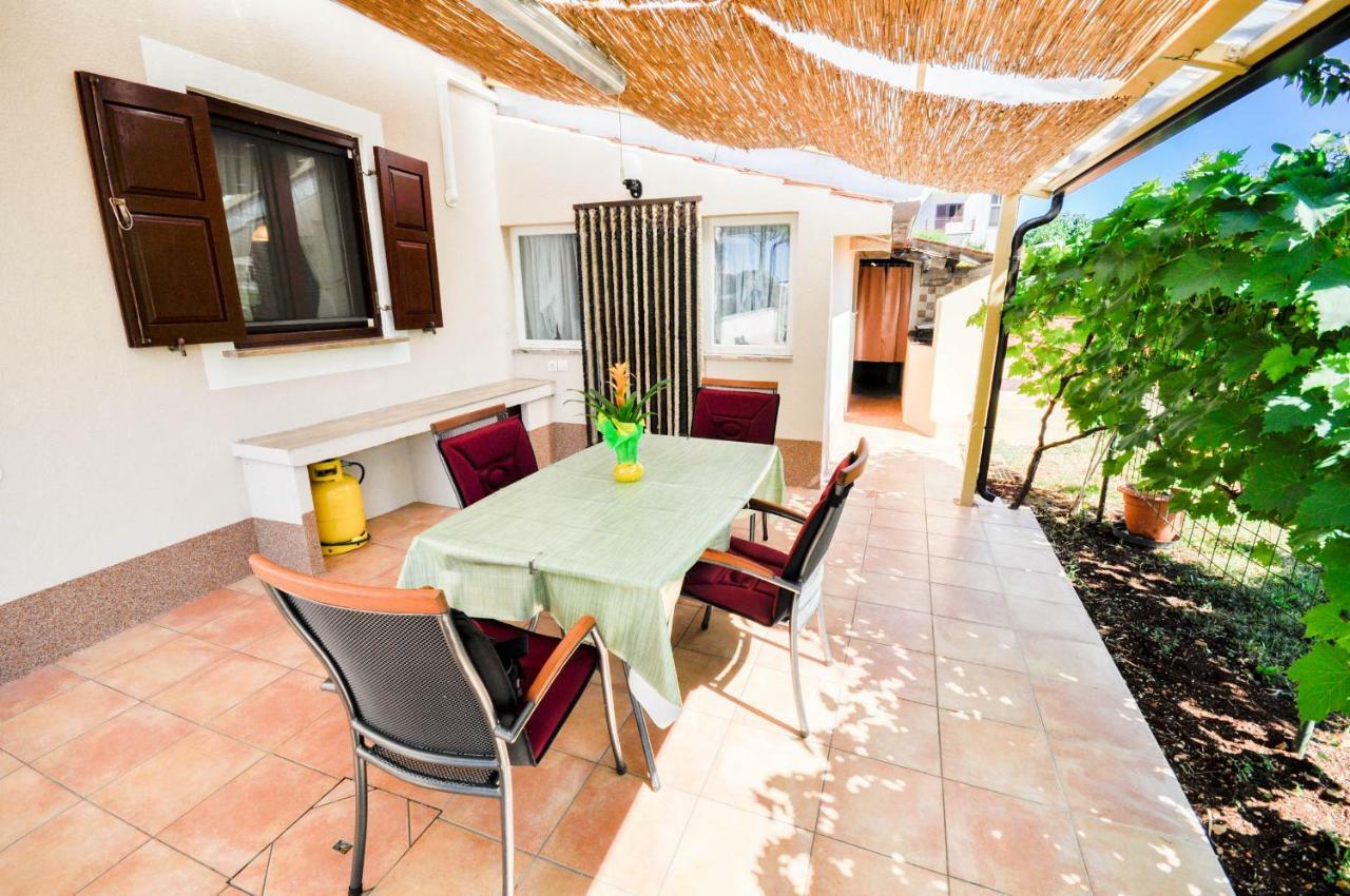Nevija Apartment Novigrad  Ngoại thất bức ảnh